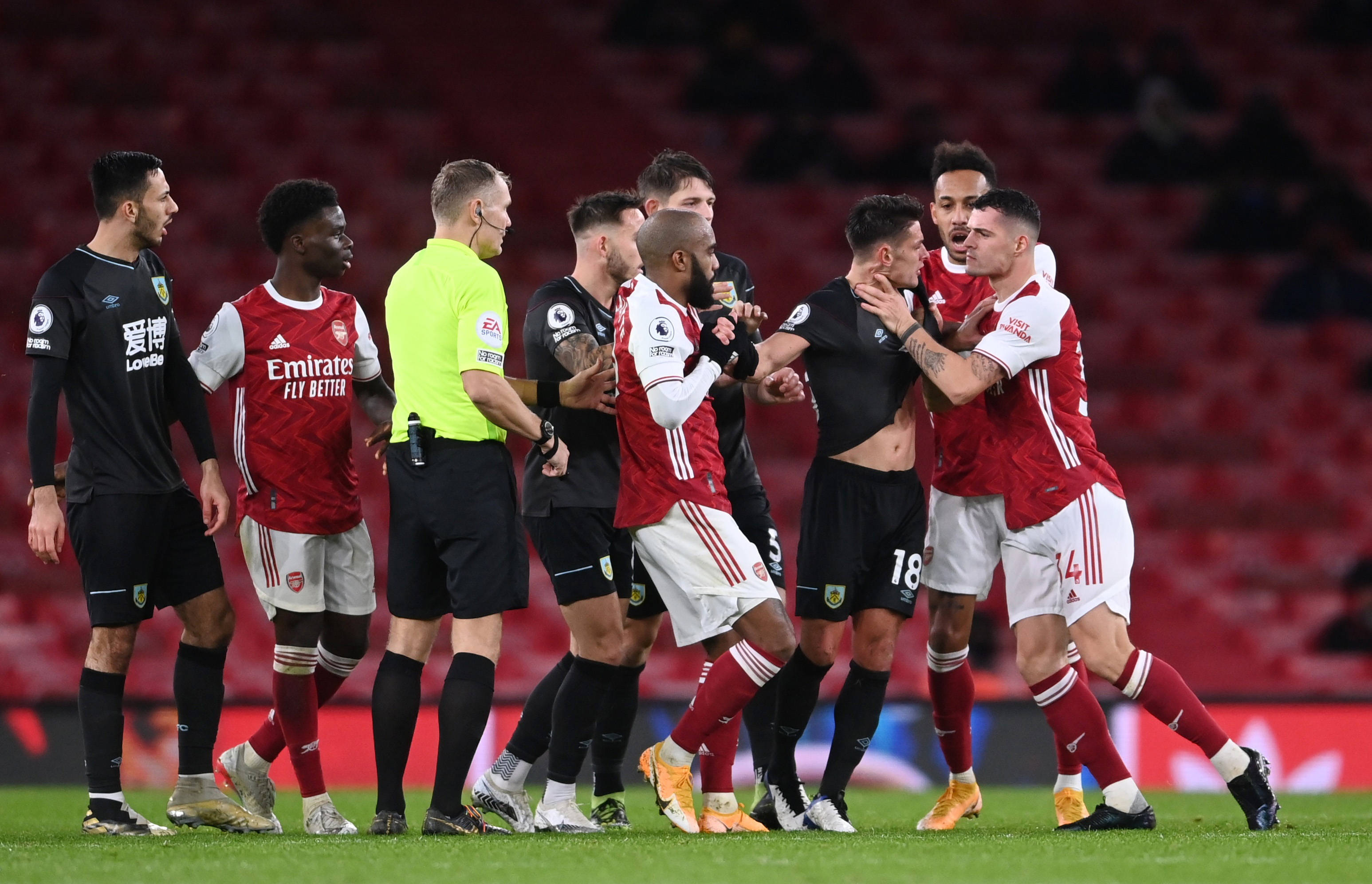 吸引着更多 吸引着更多