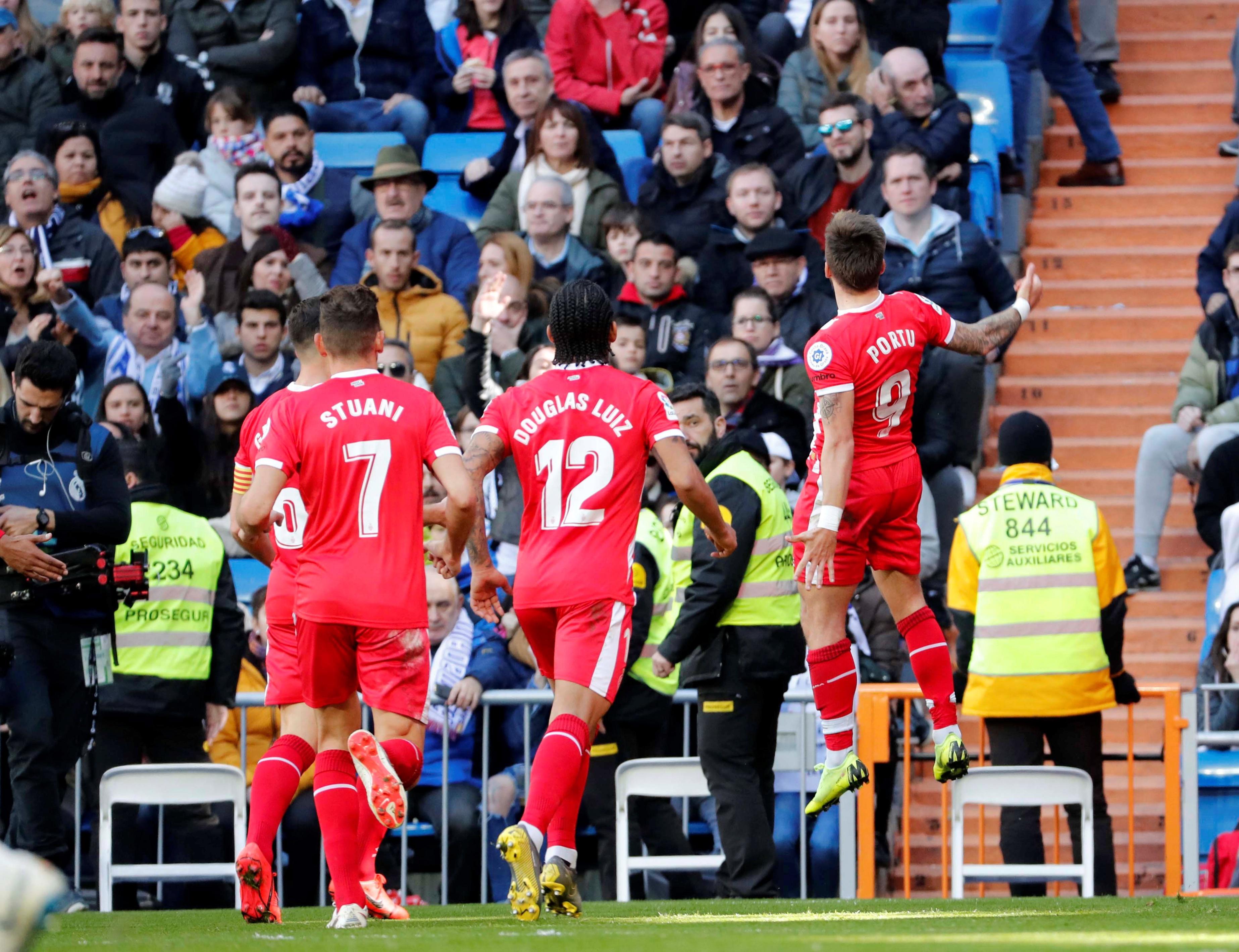 穆勒继续随 穆勒继续随